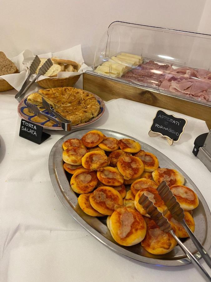 Hotel Modenese Риччоне Экстерьер фото